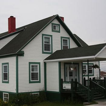 Grenfell Louie A Hall B&B, Labrador