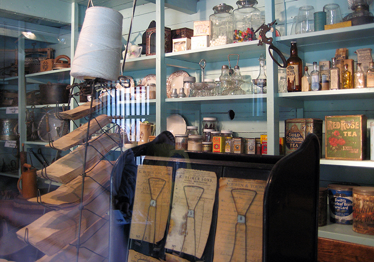 Mennonite Heritage Village in Steinbach, Manitoba | Photo: Robert Linsdell, Wikimedia Commons