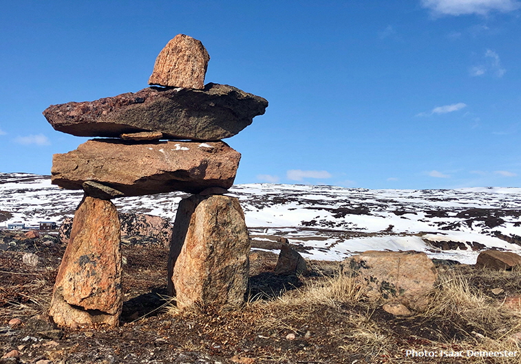 Inukshuk | Photo: Isaac Demeester, Unsplash